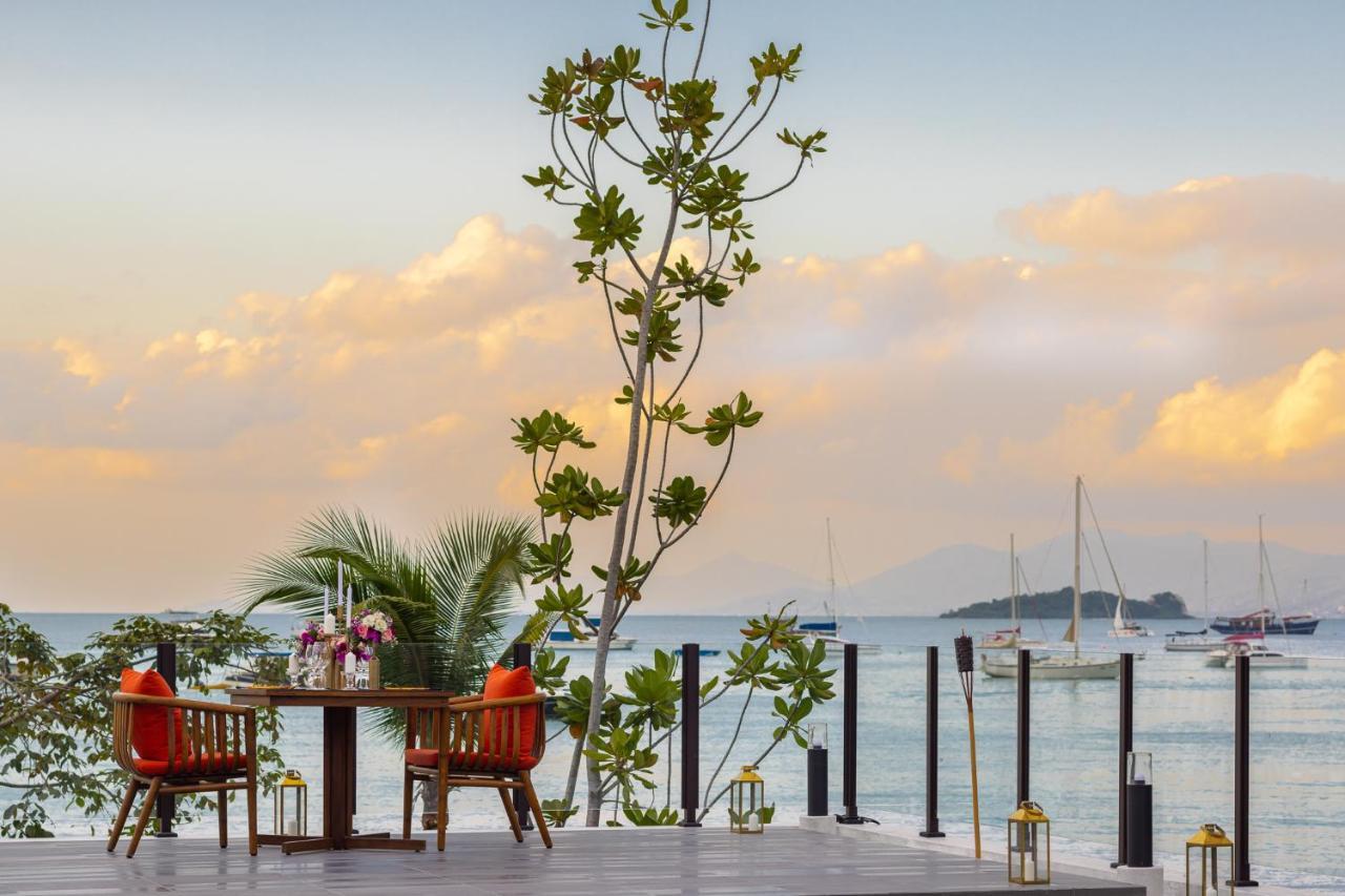 Hotel The Culture Samui à Bang Rak Beach  Extérieur photo The Deck at the InterContinental Sanctuary Cove Resort